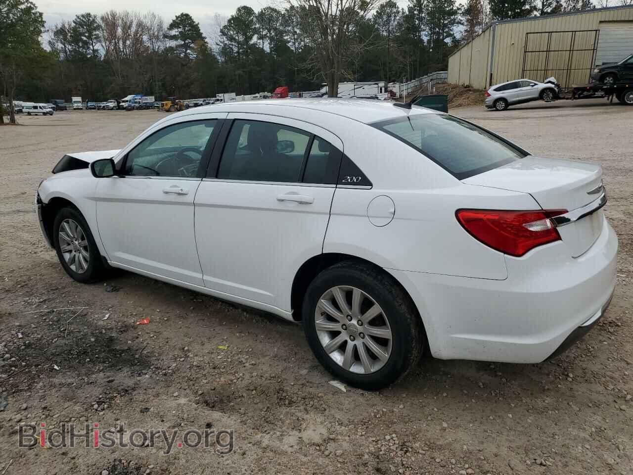 2013 CHRYSLER 200 - VIN: 1C3CCBBB8DN763170 - Фото 2