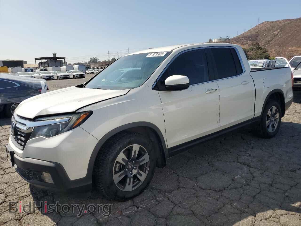 Photo 5FPYK2F60HB010052 - HONDA RIDGELINE 2017