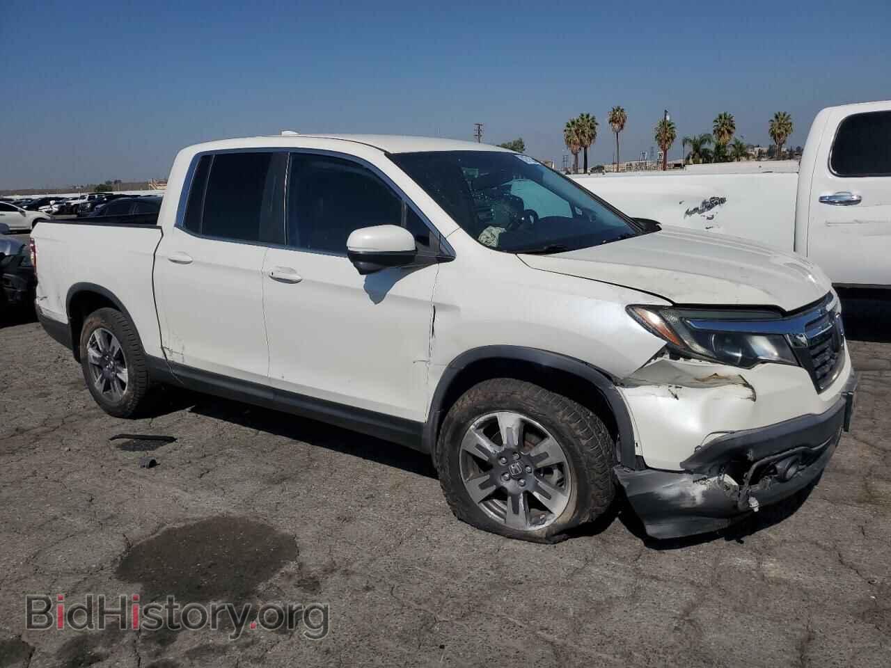 2017 HONDA RIDGELINE - VIN: 5FPYK2F60HB010052 - Photo 4