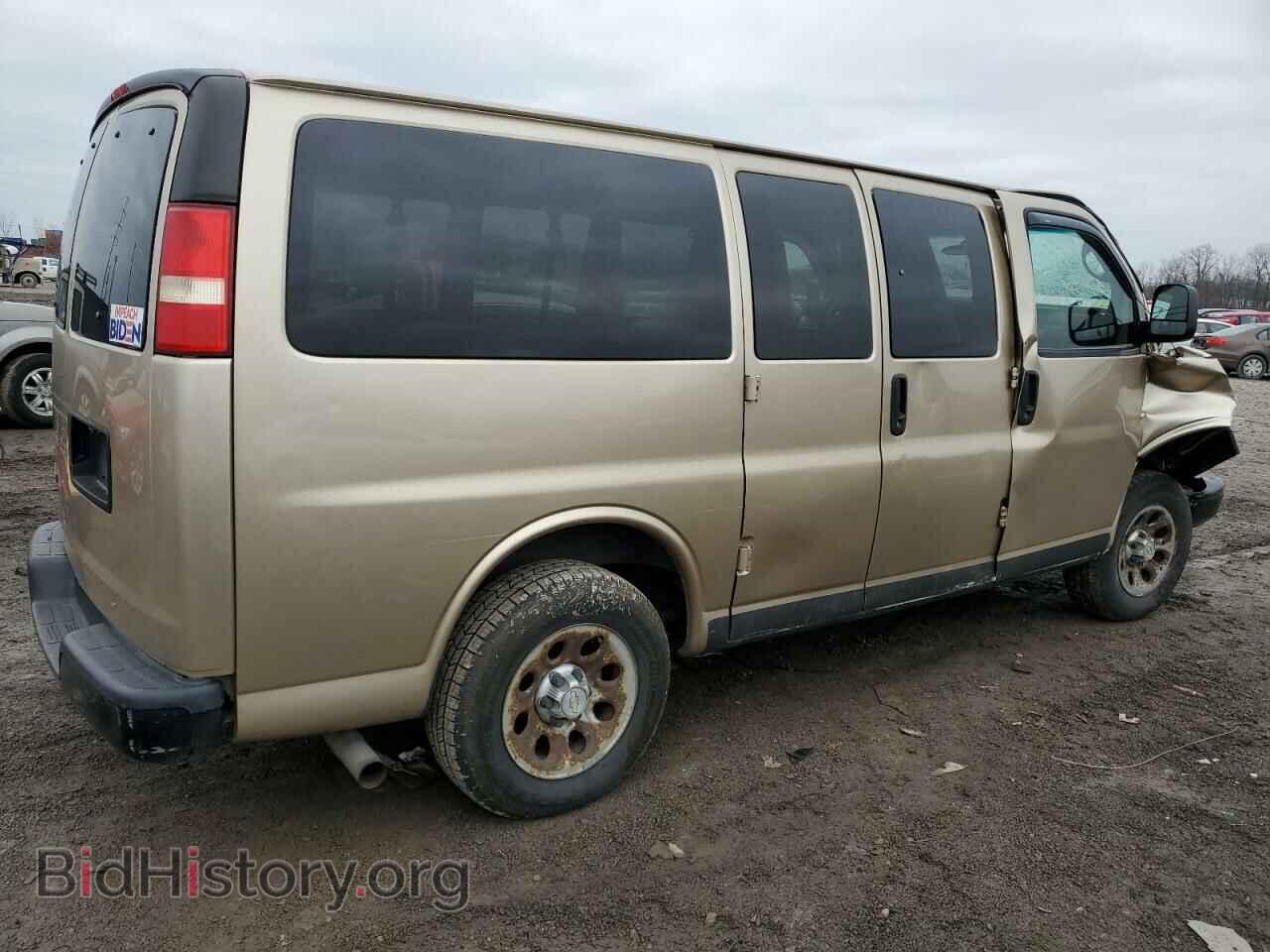 2010 CHEVROLET EXPRESS - VIN: 1GNUGBD46A1109345 - Фото 3