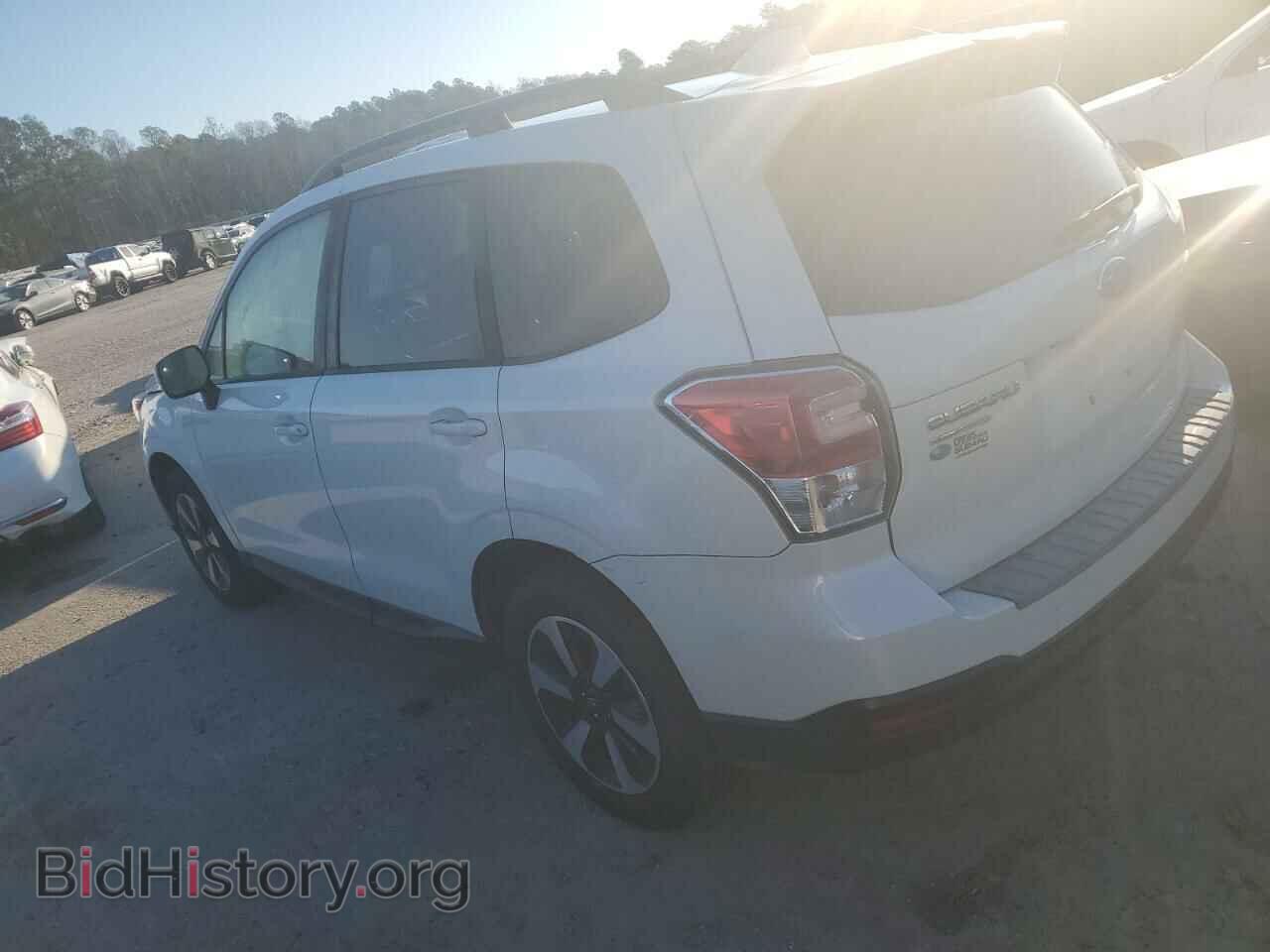 2017 SUBARU FORESTER - VIN: JF2SJAGC4HH572389 - Фото 2