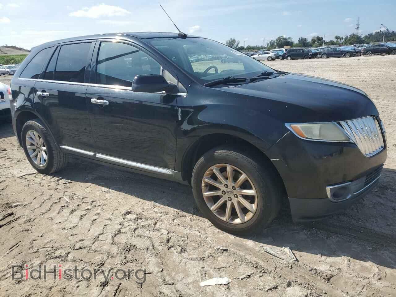 2011 LINCOLN MKX - VIN: 2LMDJ6JK3BBJ33192 - Photo 4