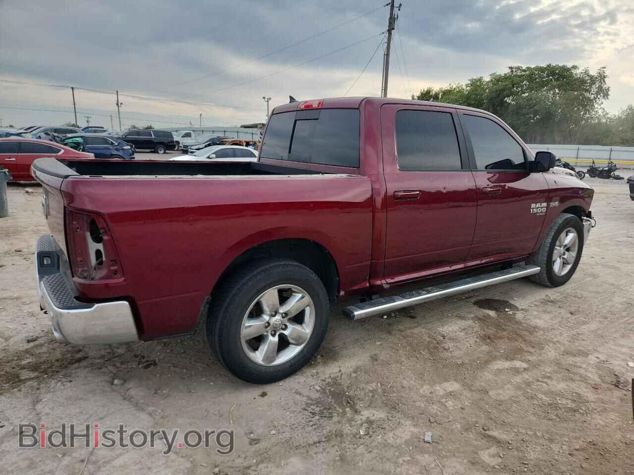 2019 RAM 1500 - VIN: 1C6RR6LT4KS572824 - Фото 3