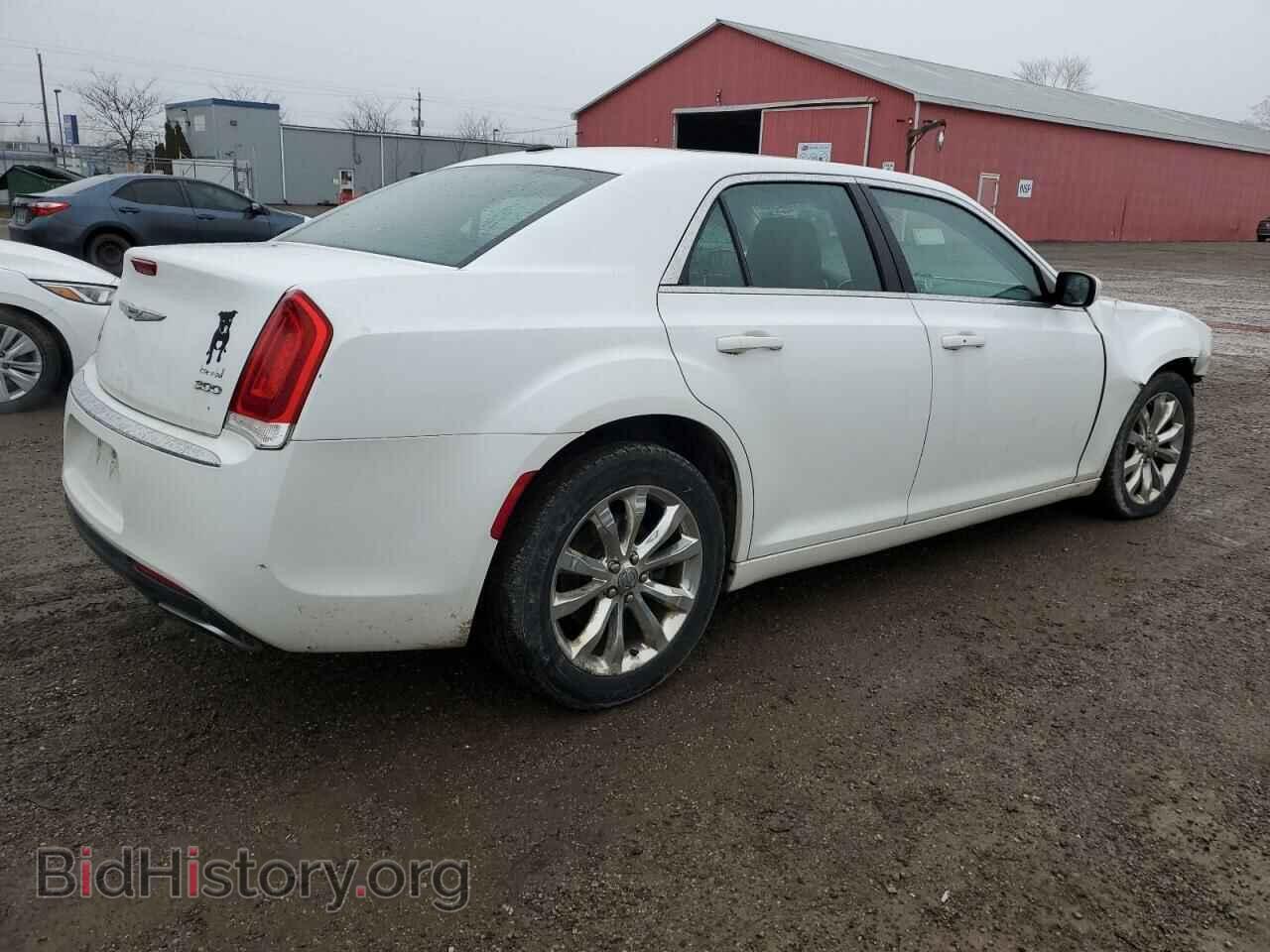 2016 CHRYSLER 300 - VIN: 2C3CCARG5GH269969 - Фото 3