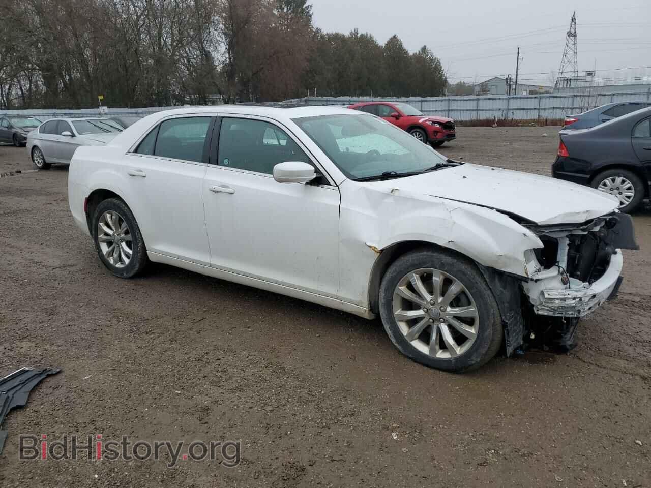 2016 CHRYSLER 300 - VIN: 2C3CCARG5GH269969 - Фото 4