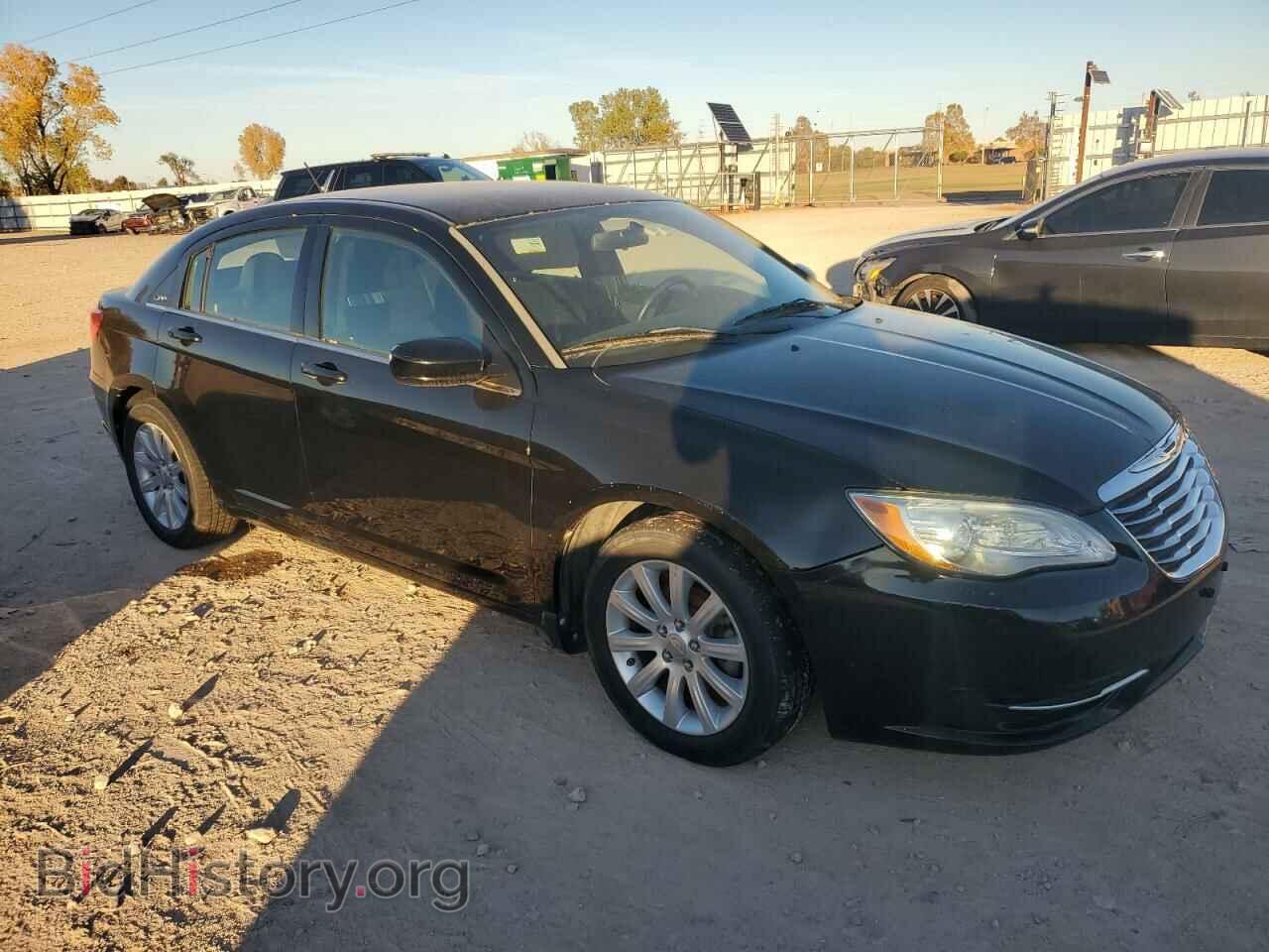 2011 CHRYSLER 200 - VIN: 1C3BC1FB3BN585732 - Фото 4