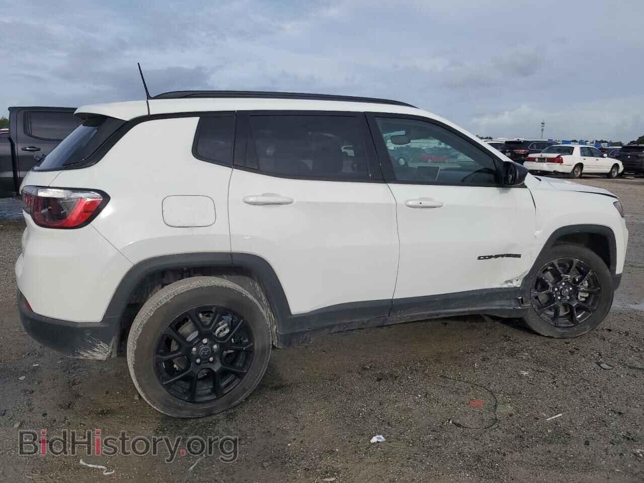 2025 JEEP COMPASS - VIN: 3C4NJDBNXST527083 - Фото 3