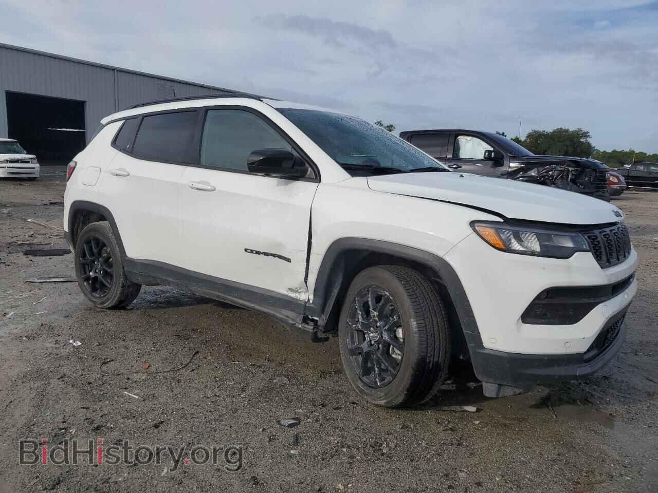 2025 JEEP COMPASS - VIN: 3C4NJDBNXST527083 - Фото 4