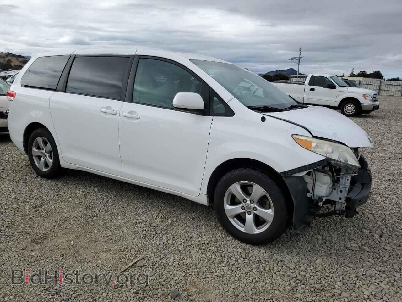 2012 TOYOTA SIENNA - VIN: 5TDKA3DC2CS014642 - Фото 4