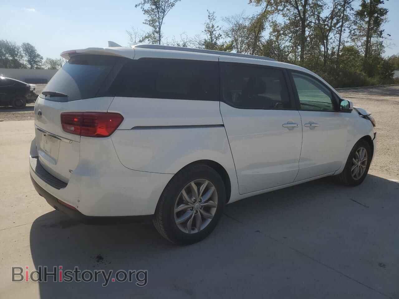 2019 KIA All Models - VIN: KNDMB5C10K6564938 - Фото 3