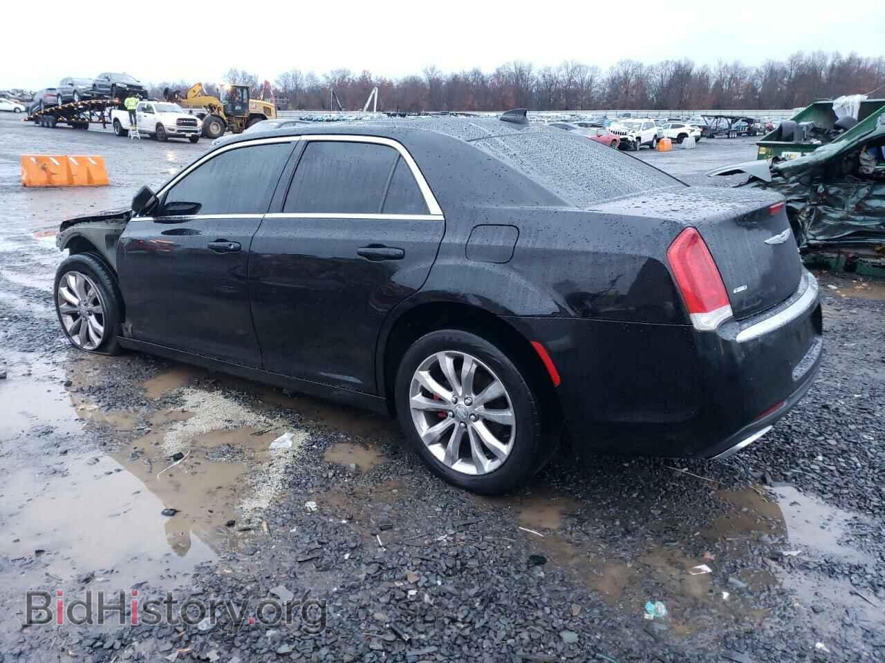 2015 CHRYSLER 300 - VIN: 2C3CCARG7FH899782 - Фото 2