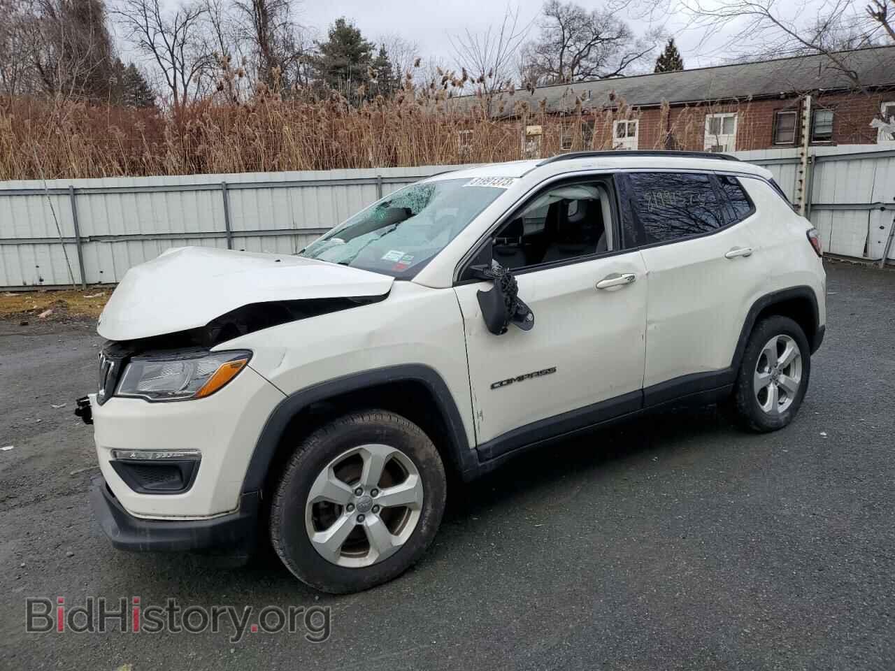 Photo 3C4NJDBB3HT681536 - JEEP COMPASS 2017