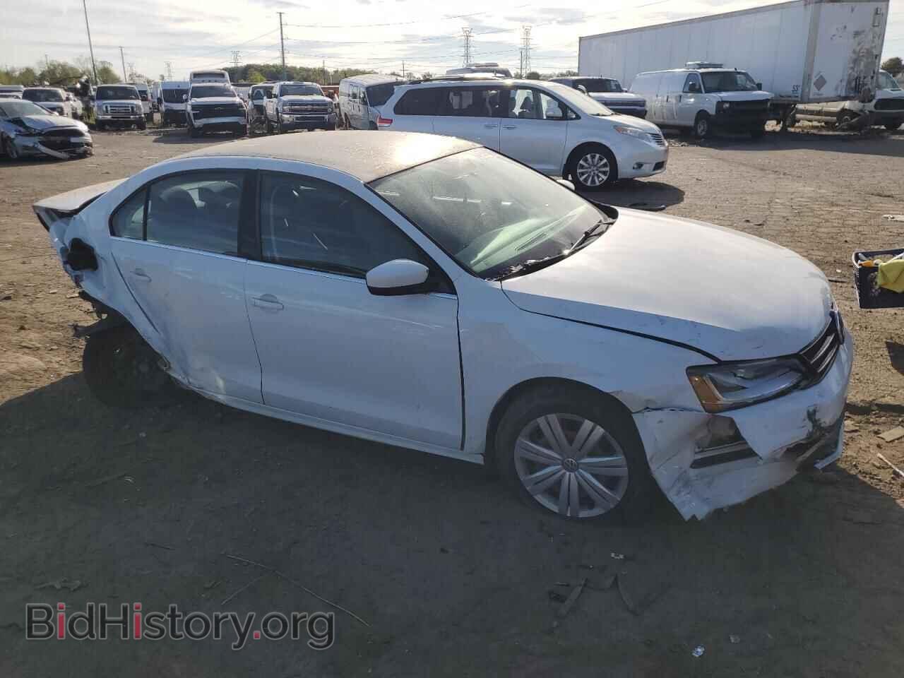 2017 VOLKSWAGEN JETTA - VIN: 3VW2B7AJ5HM341094 - Фото 4