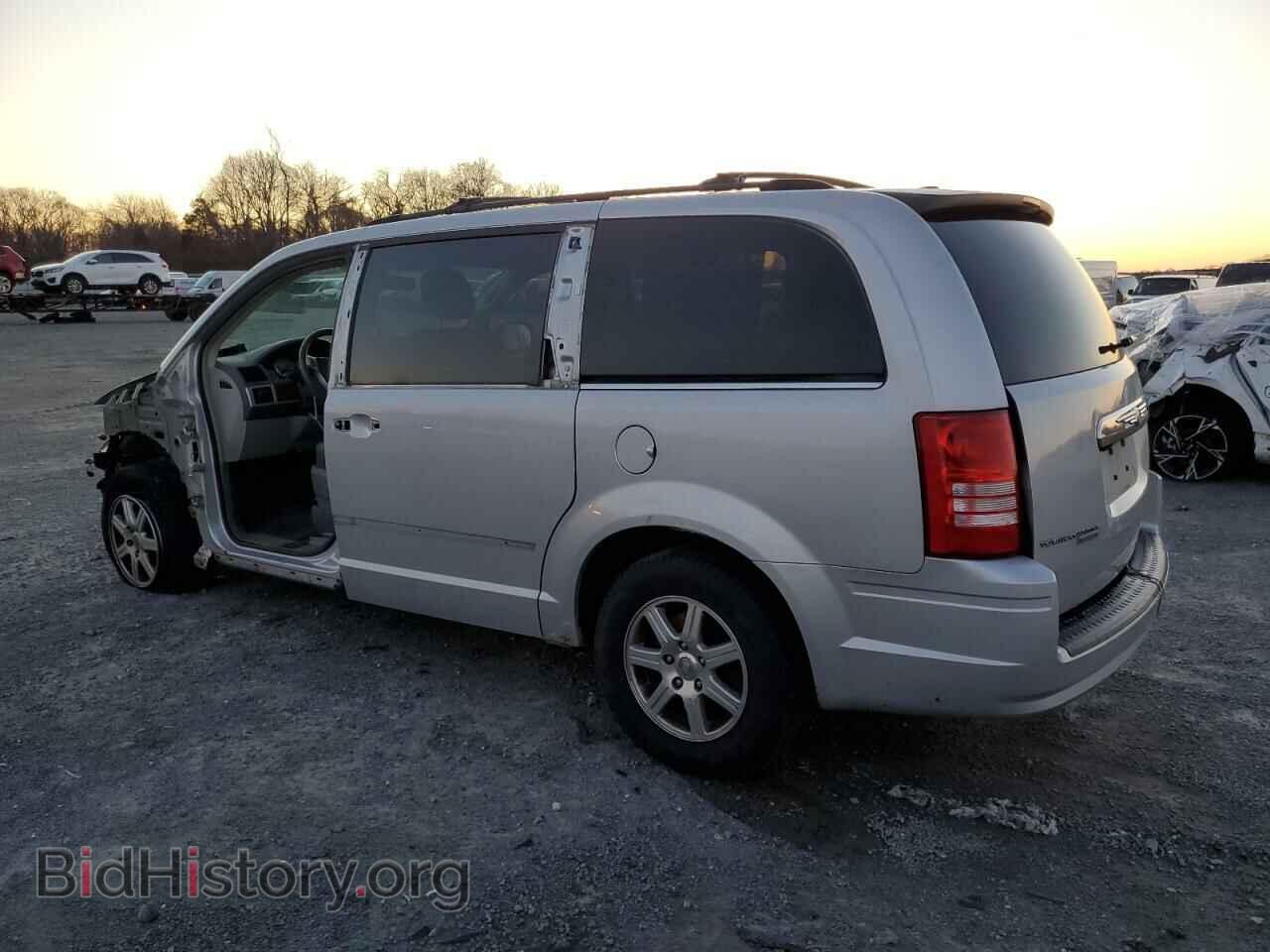2008 CHRYSLER MINIVAN - VIN: 2A8HR54P78R817537 - Фото 2
