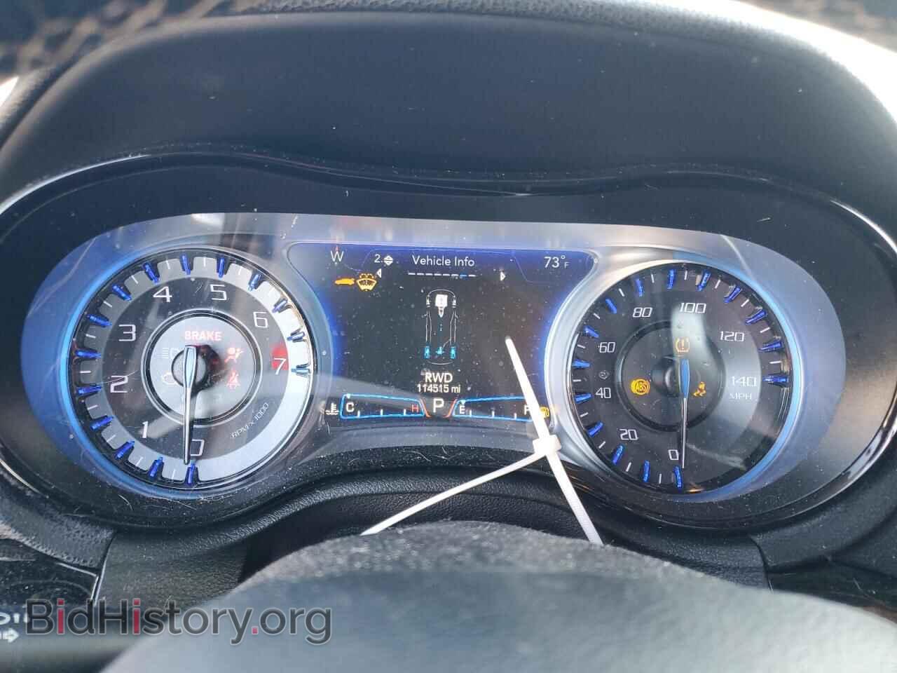 2019 CHRYSLER 300 - VIN: 2C3CCAGG7KH542812 - Фото 9