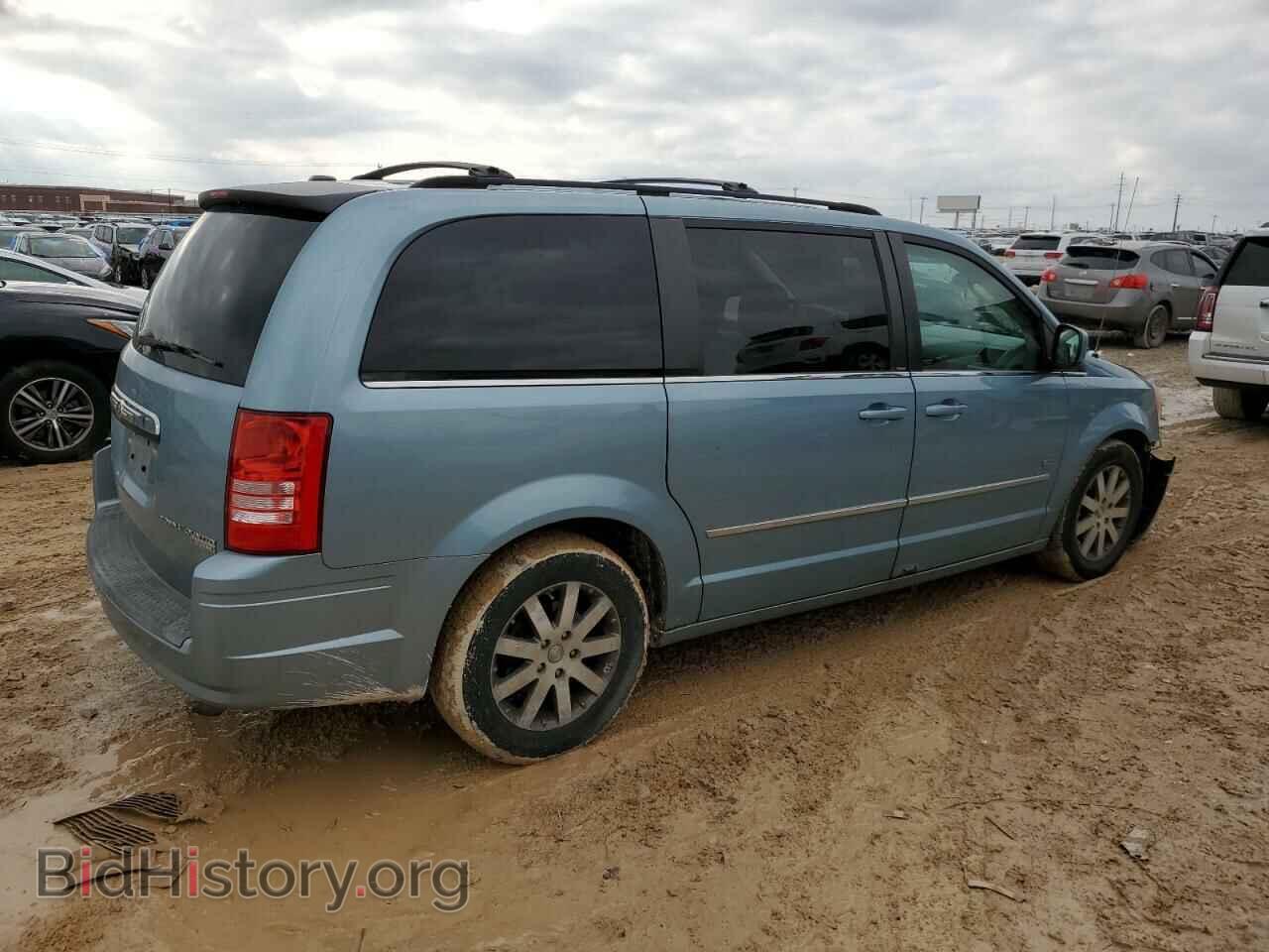2009 CHRYSLER MINIVAN - VIN: 2A8HR54X89R661168 - Фото 3