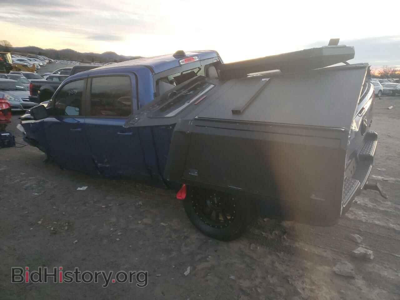 2019 RAM 1500 - VIN: 1C6SRFFT8KN668662 - Фото 2