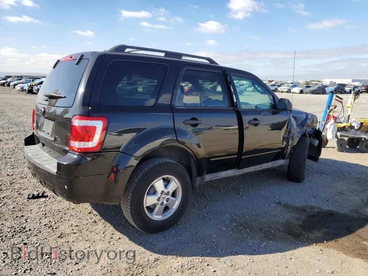 2011 FORD ESCAPE - VIN: 1FMCU0D73BKB73099 - Фото 3