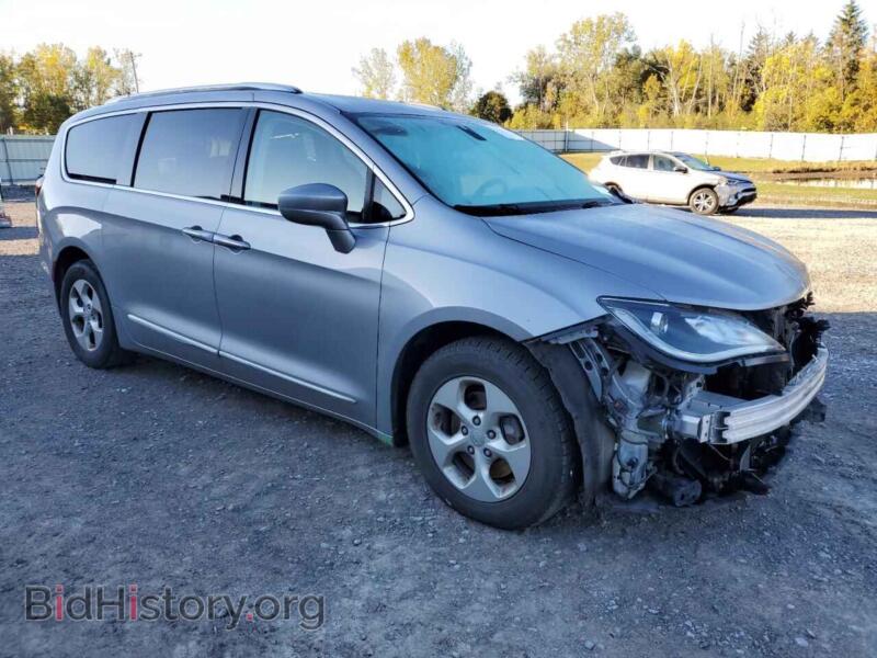 2017 Chrysler PACIFICA (VIN 2C4RC1EG9HR708503) — photo 4 of 16