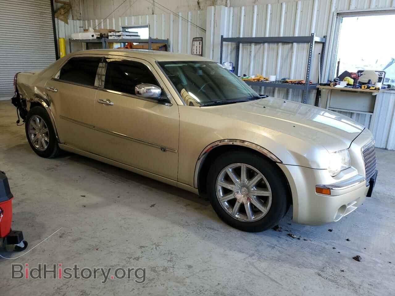 2010 CHRYSLER 300 - VIN: 2C3CA6CT3AH155503 - Фото 4