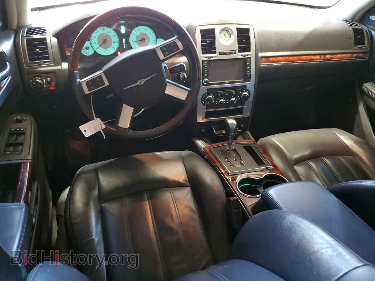2010 CHRYSLER 300 - VIN: 2C3CA6CT3AH155503 - Фото 8