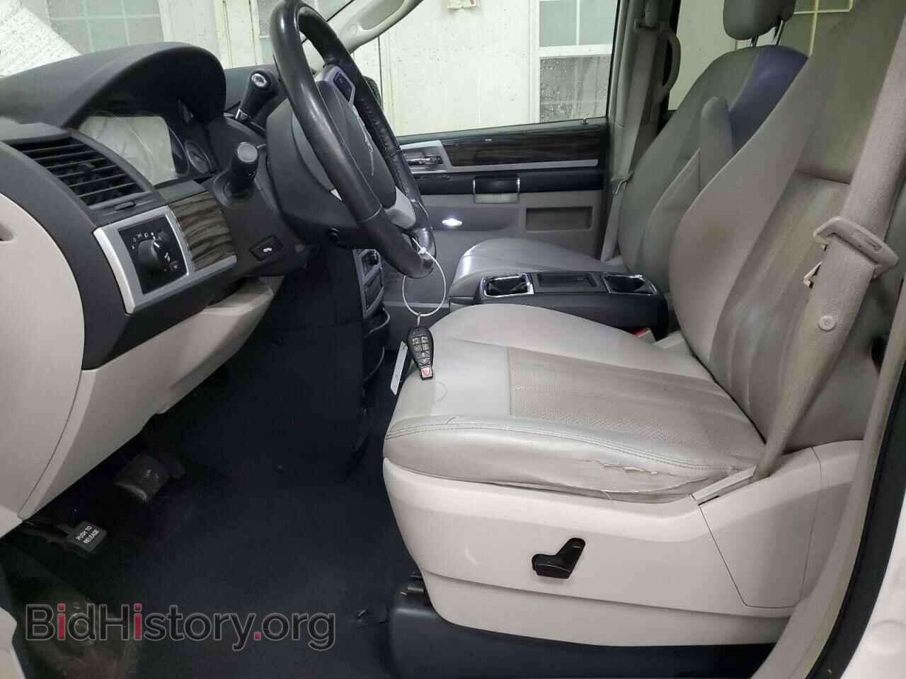 2010 CHRYSLER MINIVAN - VIN: 2A4RR5DX0AR290498 - Фото 7