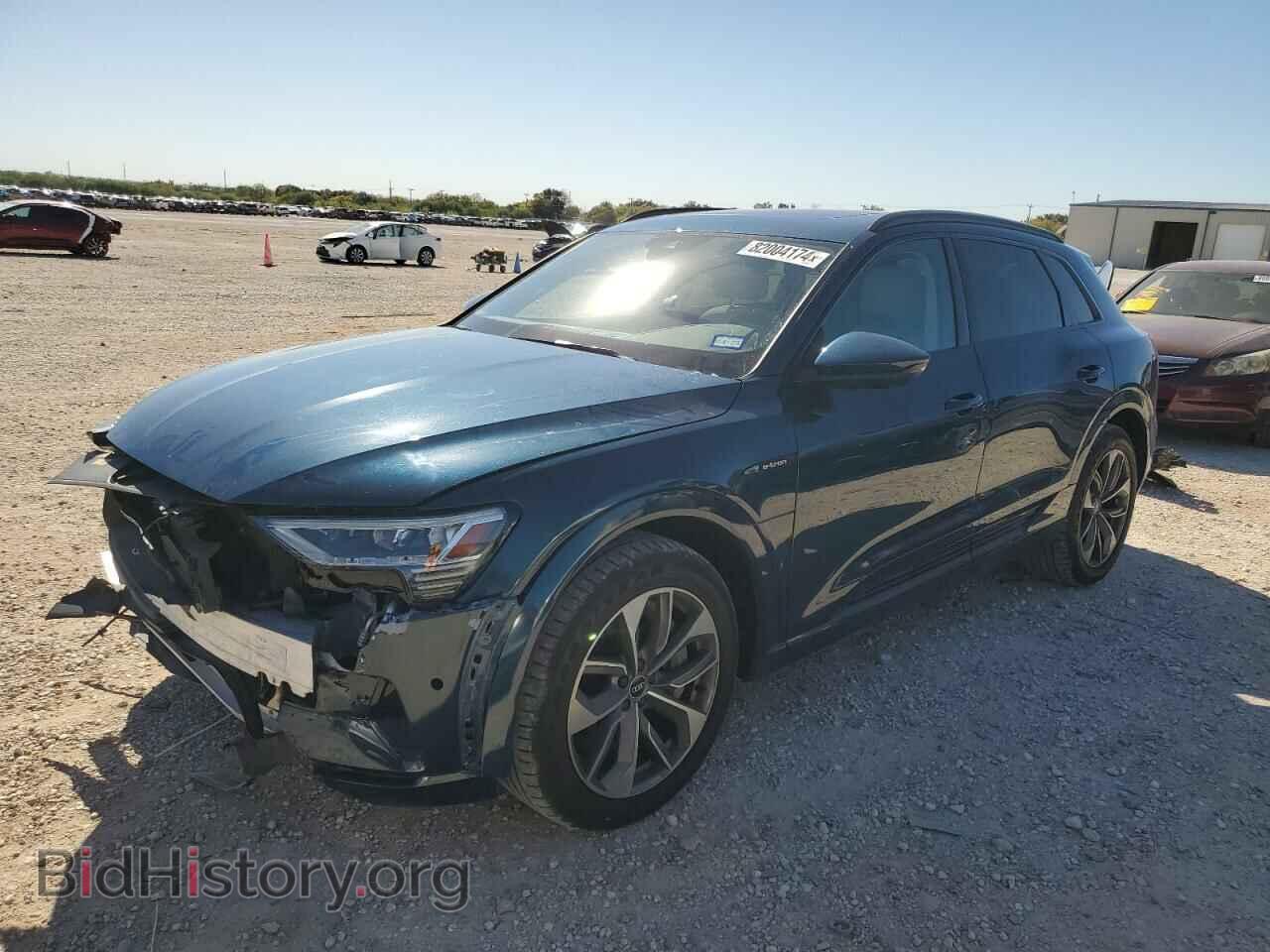 Фотография WA1LAAGE3MB016151 - AUDI E-TRON 2021