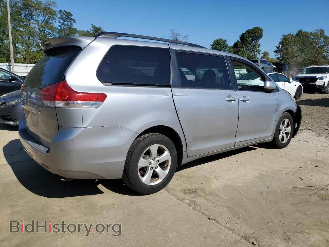 2012 TOYOTA All Models - VIN: 5TDKK3DC7CS198330 - Фото 3