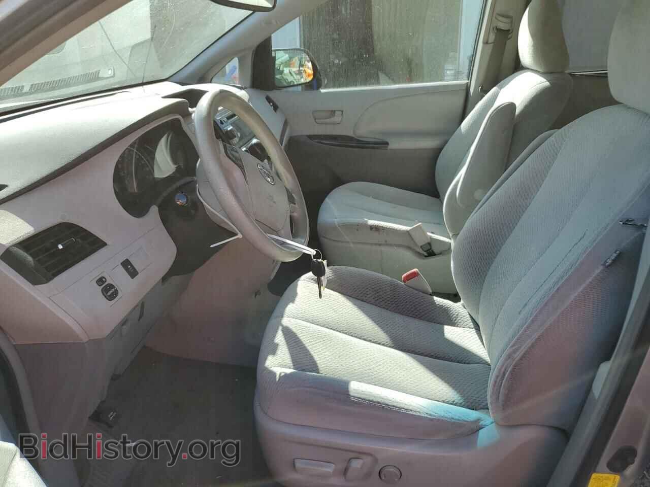 2012 TOYOTA All Models - VIN: 5TDKK3DC7CS198330 - Фото 7
