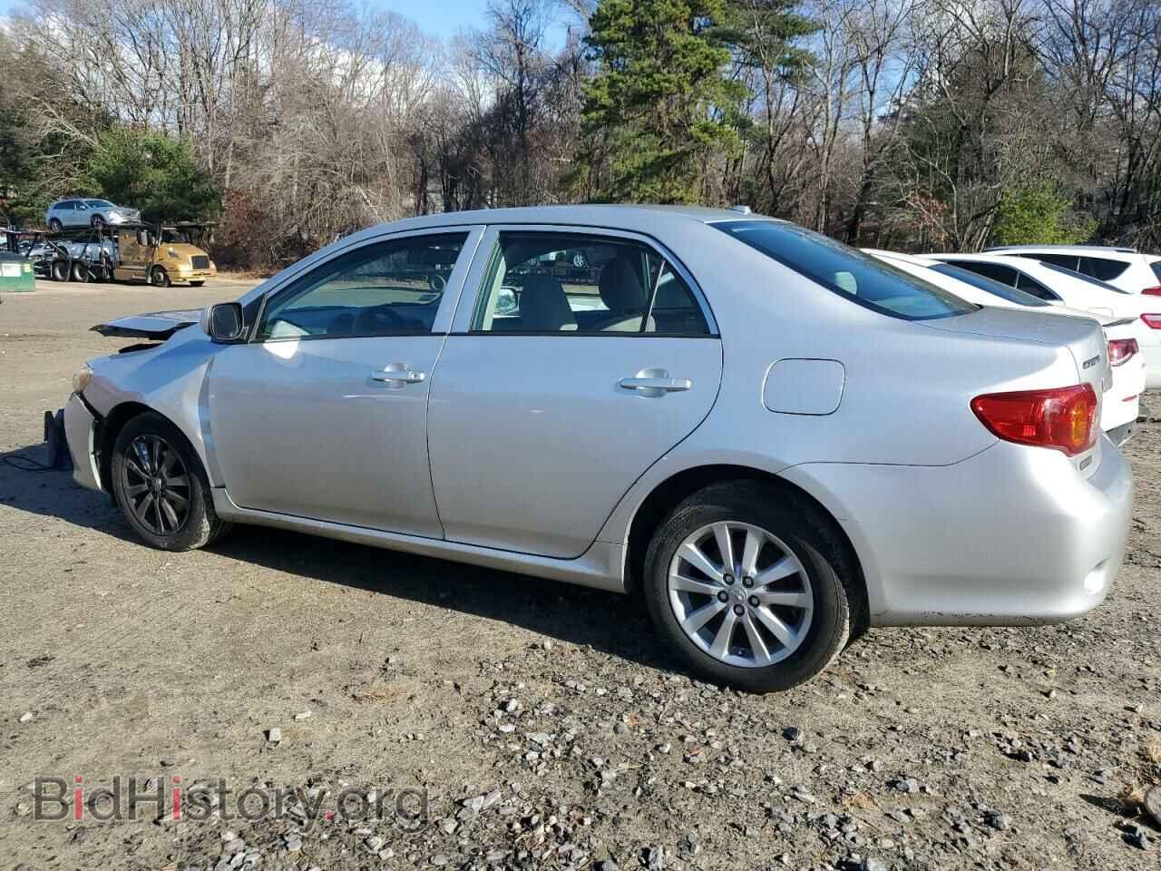 2009 TOYOTA COROLLA - VIN: JTDBL40EX99073808 - Фото 2