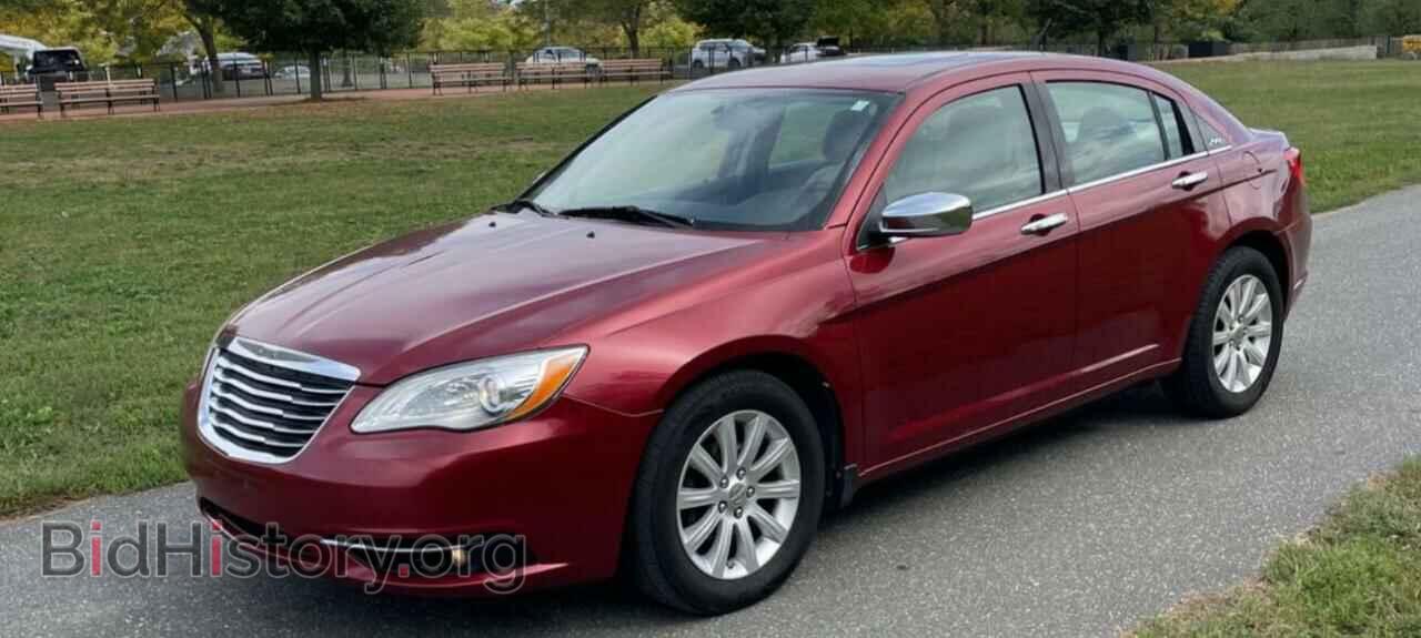 2013 CHRYSLER 200 - VIN: 1C3CCBCG6DN690049 - Фото 2