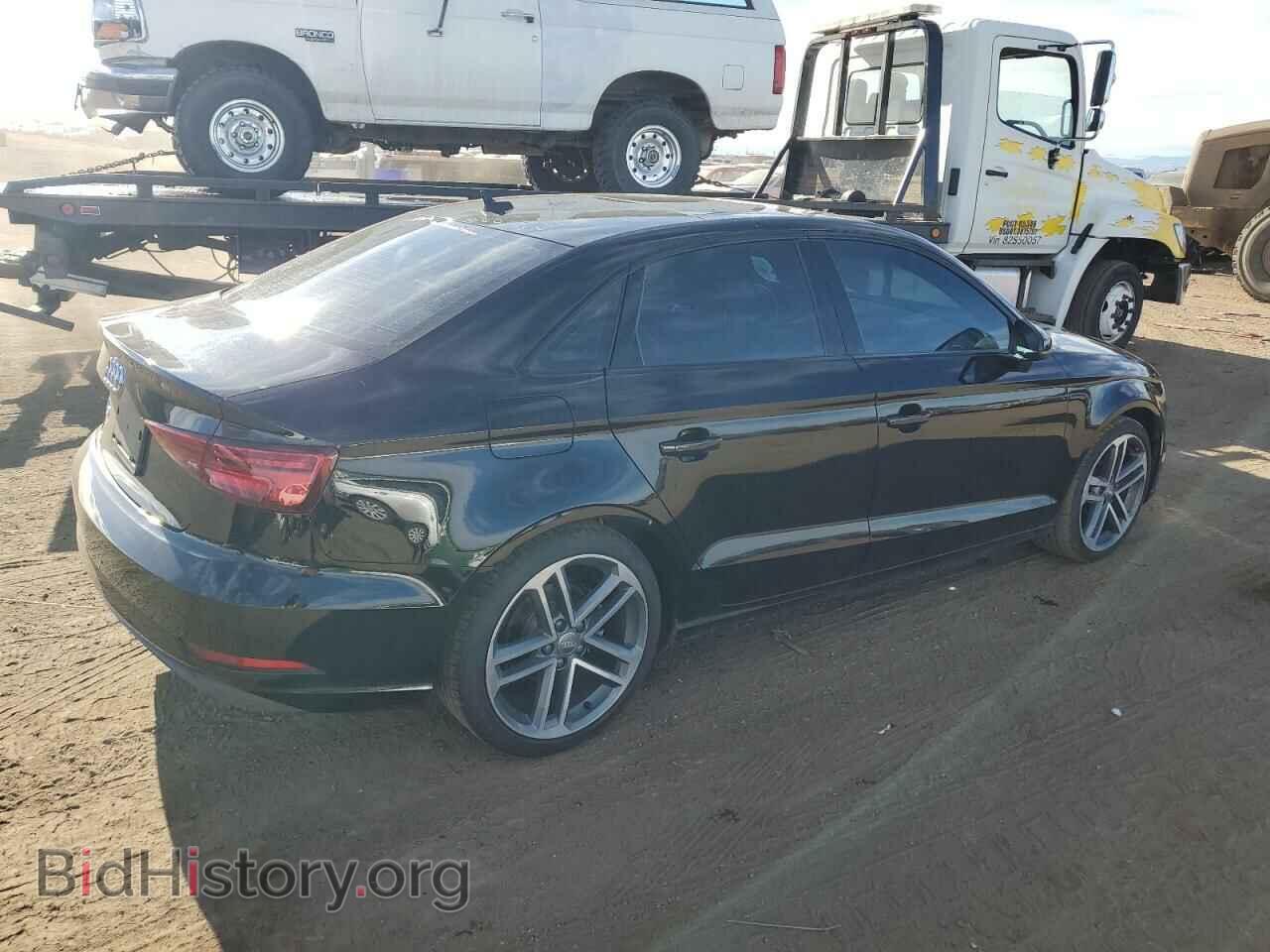 2019 AUDI A3 - VIN: WAUAUGFF7KA099195 - Фото 3