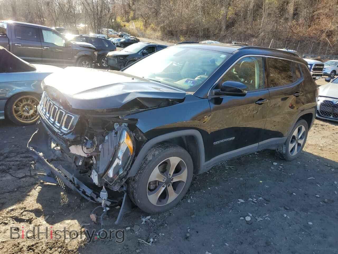 Photo 3C4NJDBB8HT627553 - JEEP COMPASS 2017