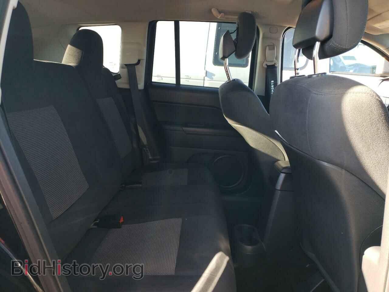 2011 JEEP COMPASS - VIN: 1J4NT1FB9BD192262 - Photo 10