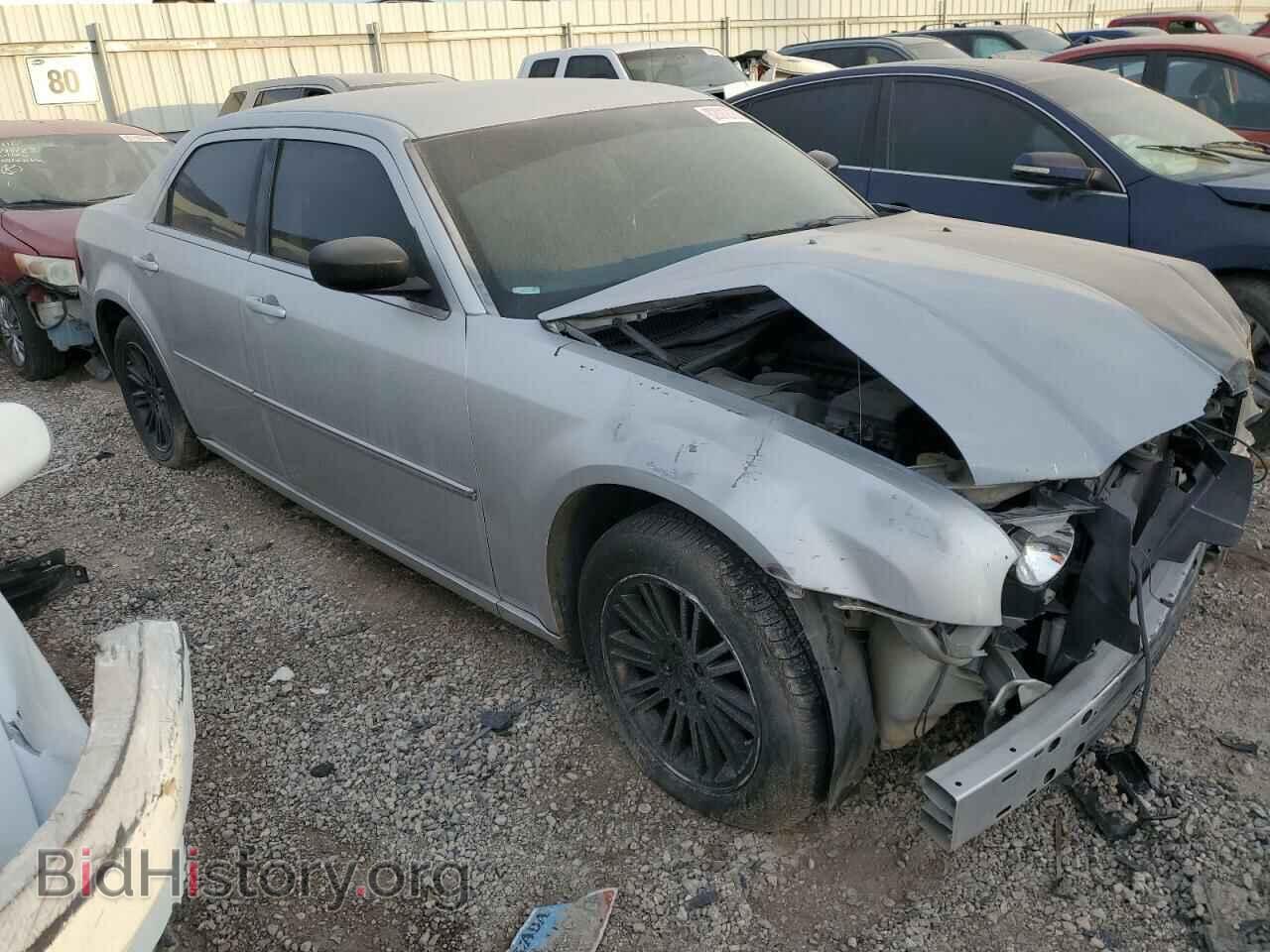 2009 CHRYSLER 300 - VIN: 2C3KA43D69H617590 - Фото 4
