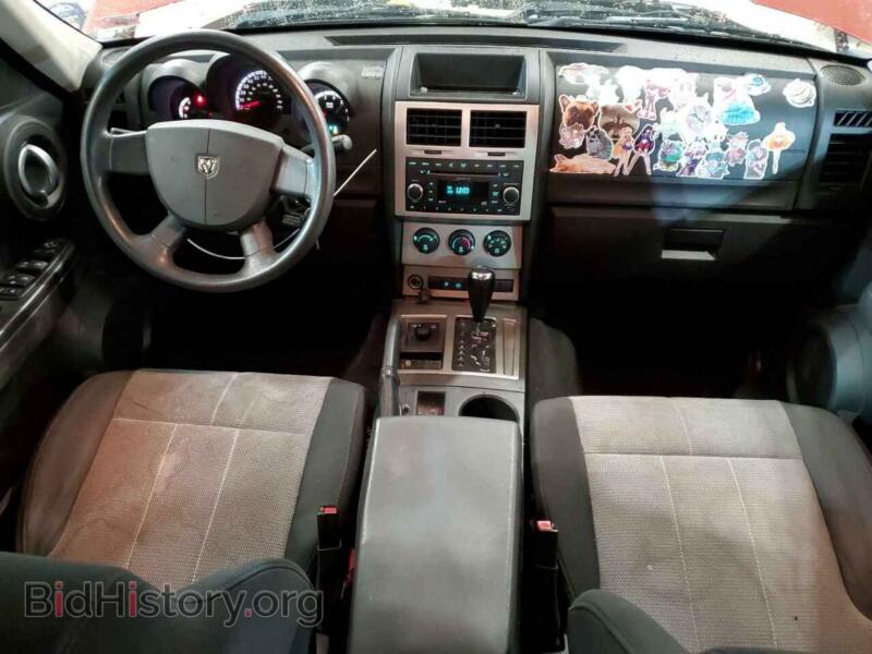 2007 Dodge NITRO (VIN 1D8GU28K57W660063) — photo 8 of 12