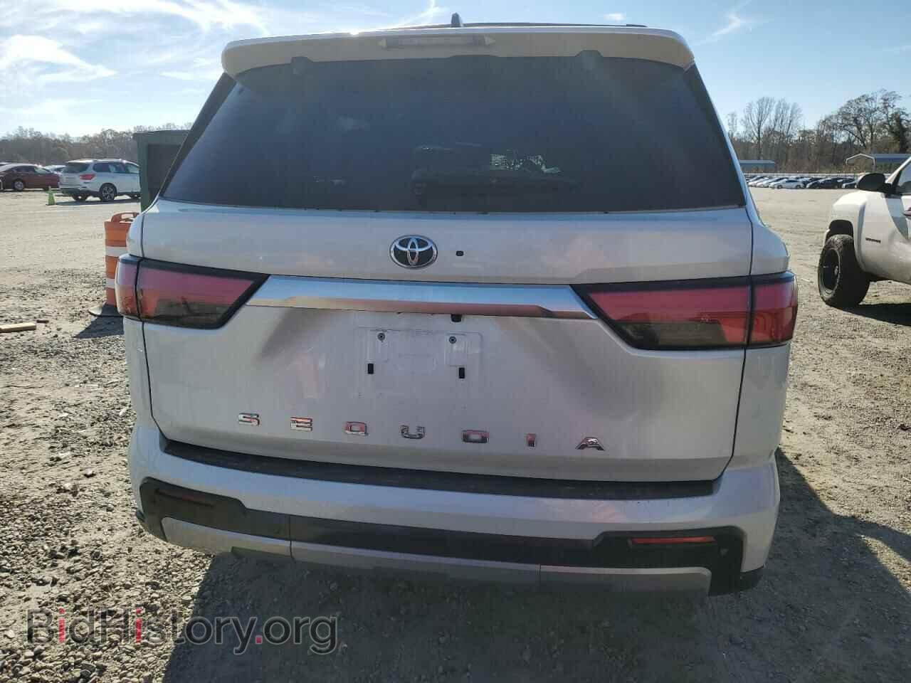 2024 TOYOTA SEQUOIA - VIN: 7SVAAABA3RX044551 - Фото 6
