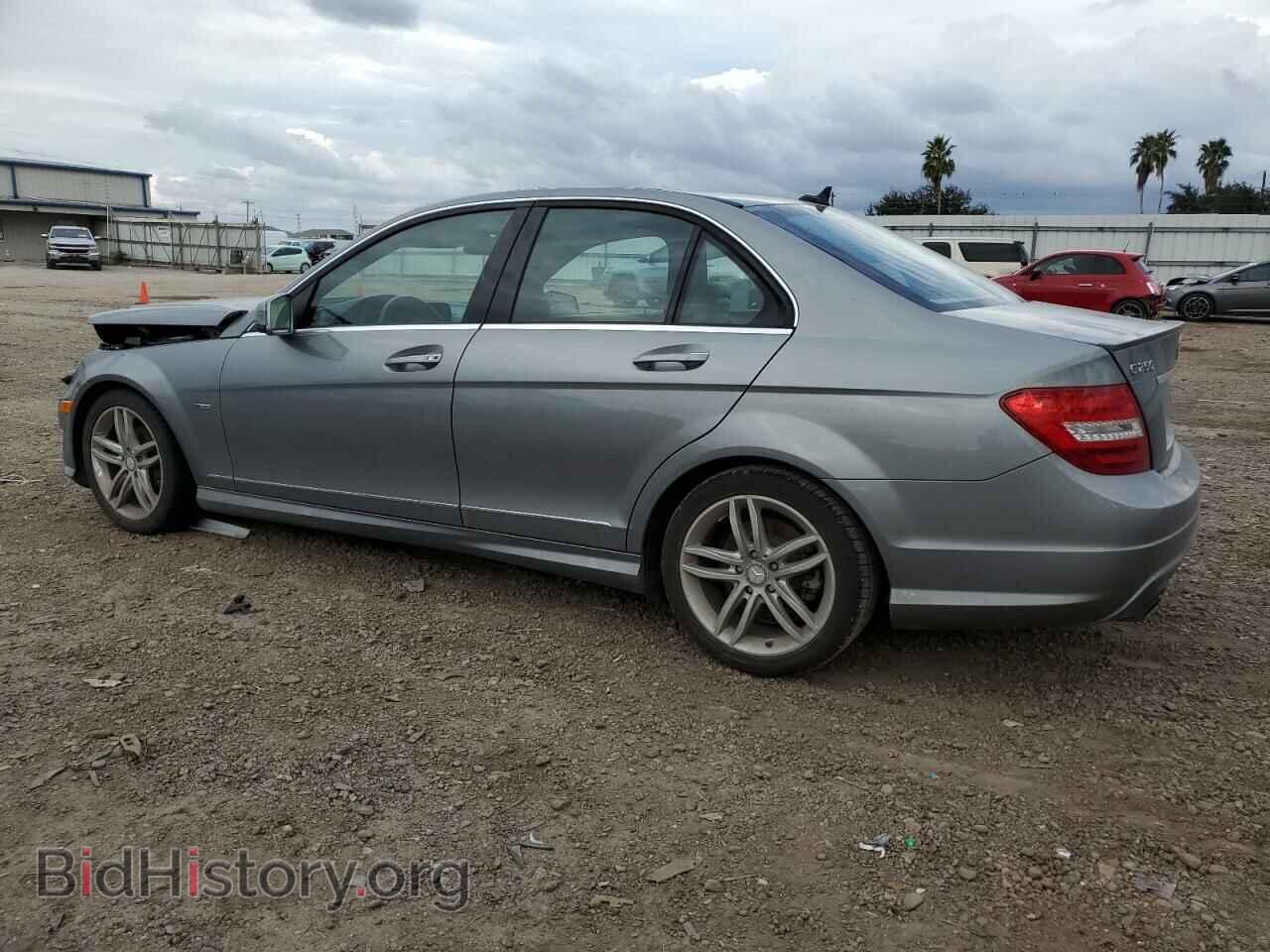 2012 MERCEDES-BENZ C-CLASS - VIN: WDDGF4HB0CA669271 - Фото 2