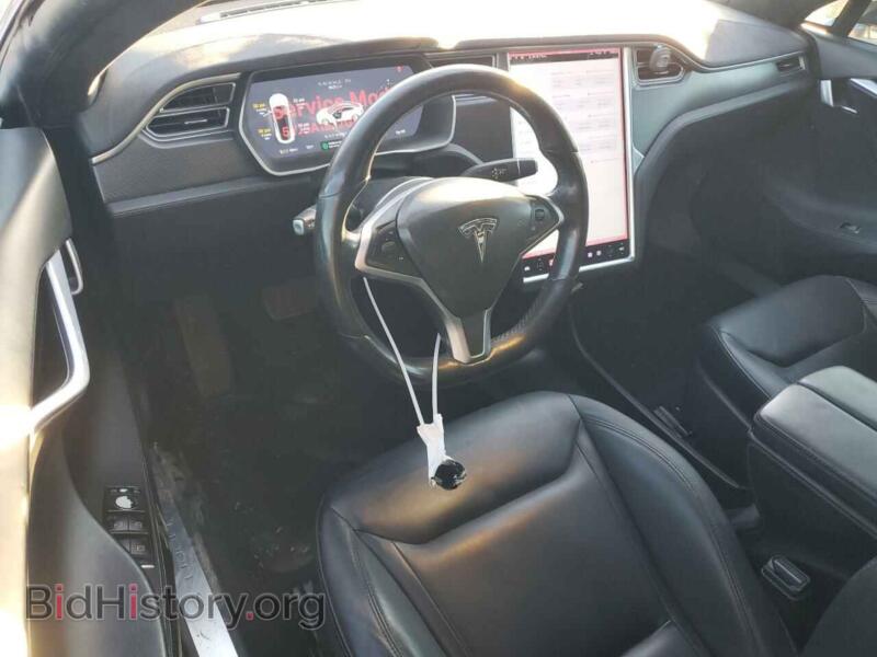 2016 Tesla MODEL S (VIN 5YJSA1E27GF129032) — фото 8 из 12