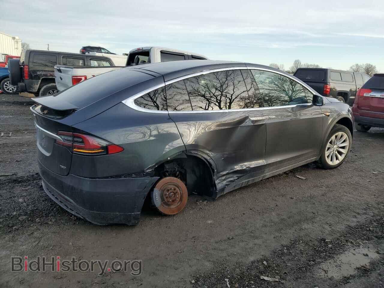 2017 TESLA MODEL X - VIN: 5YJXCAE2XHF077431 - Photo 3