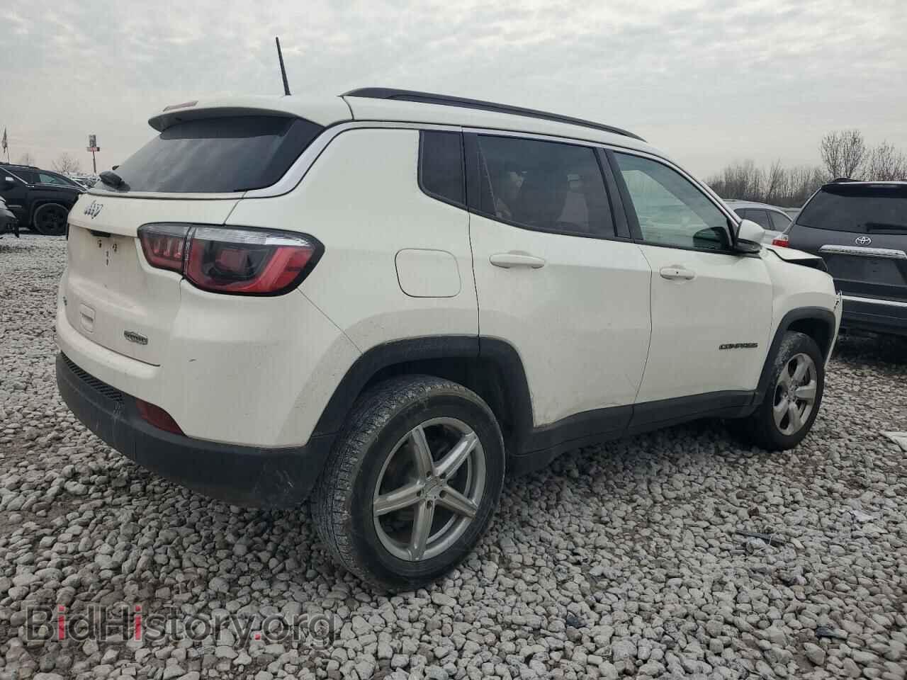 2018 JEEP COMPASS - VIN: 3C4NJDBB7JT155321 - Фото 3