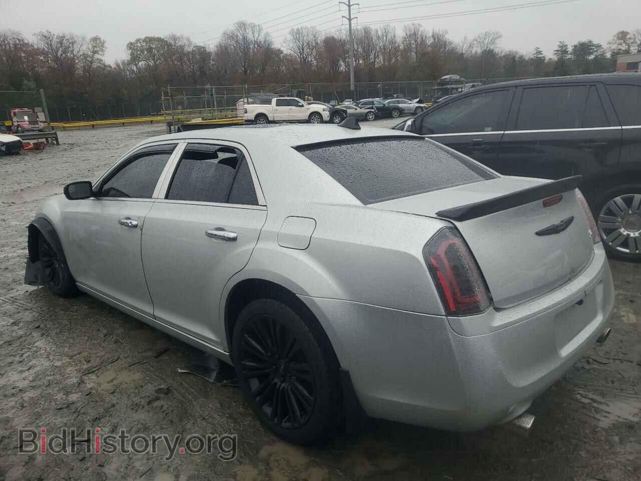 2012 CHRYSLER 300 - VIN: 2C3CCABG7CH232779 - Фото 2