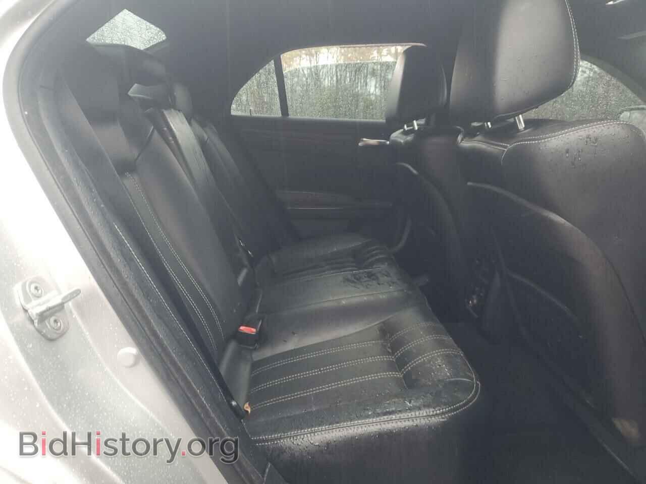 2012 CHRYSLER 300 - VIN: 2C3CCABG7CH232779 - Фото 10