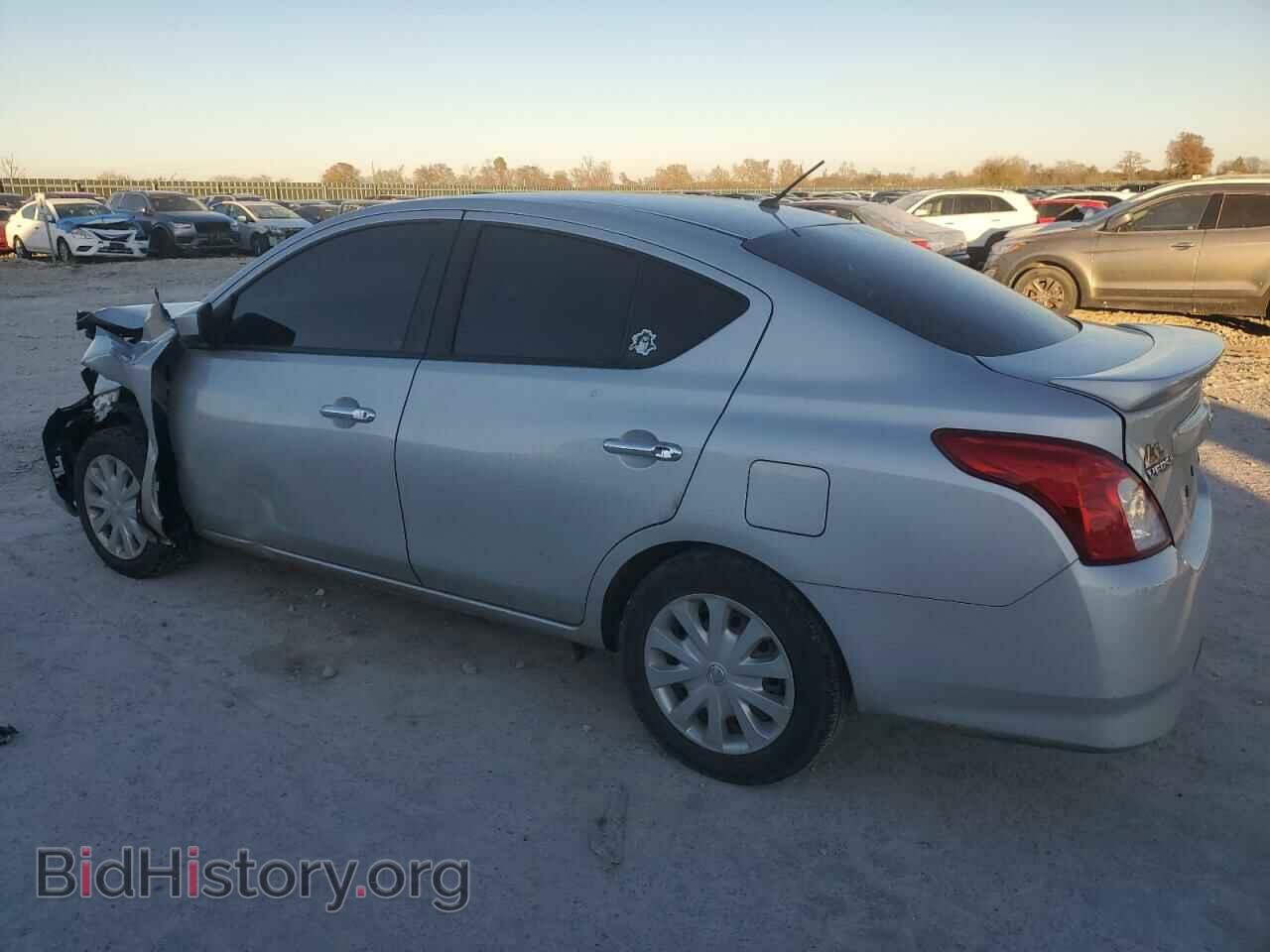 2016 NISSAN VERSA - VIN: 3N1CN7AP1GL829744 - Фото 2