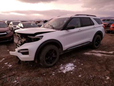 2021 Ford EXPLORER XLT, белый — VIN 1FMSK8DH0MGC51479, Copart