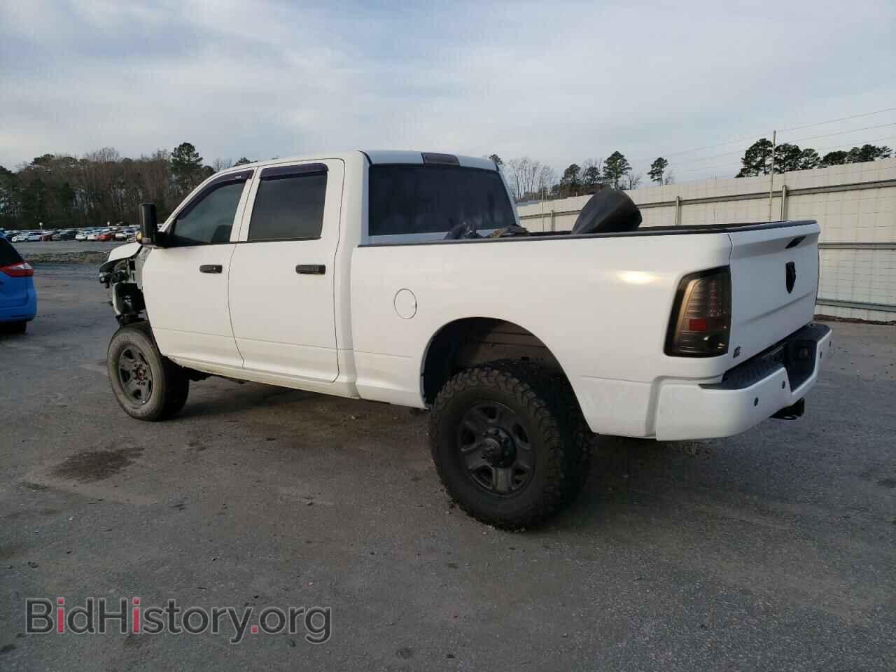 2017 RAM All Models - VIN: 3C6UR5CJ2HG718169 - Photo 2
