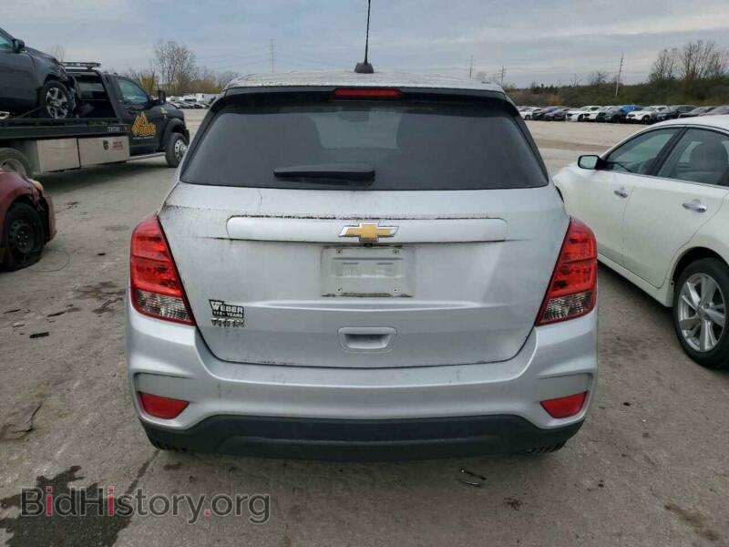 2020 Chevrolet TRAX (VIN 3GNCJKSB9LL110886) — фото 6 из 14