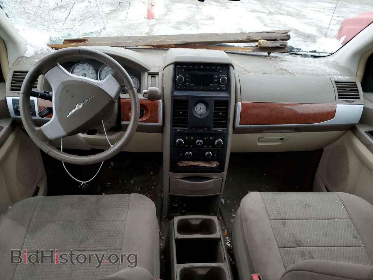 2008 CHRYSLER MINIVAN - VIN: 2A8HR54P88R609618 - Фото 8