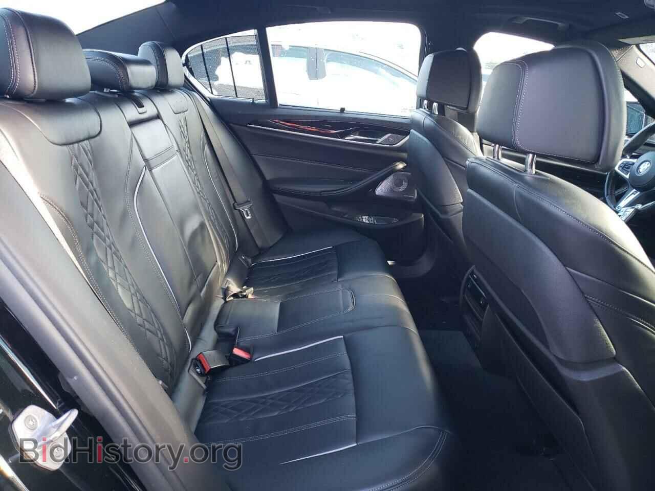2018 BMW M5 - VIN: WBAJB9C52JB034759 - Фото 10