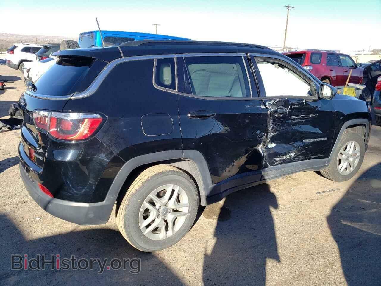 2019 JEEP COMPASS - VIN: 3C4NJCAB5KT637377 - Фото 3
